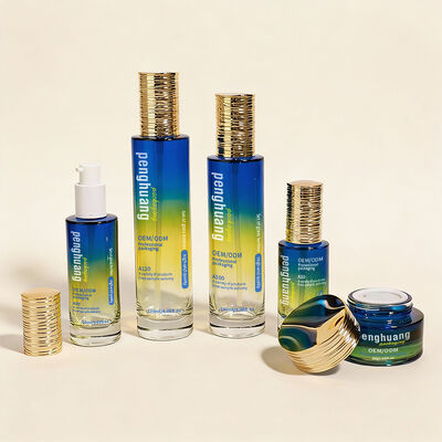 オーダーメイドロゴ プラスチック製の包装 化粧品用包装用に設計された複数のサイズと印刷オプションのボトル