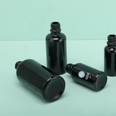 円形5mlタケ黒い精油の点滴器のびん
