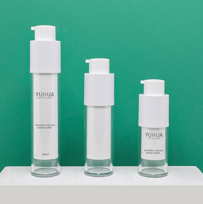 FDAのプラスチック包装は15ml 30ml 50mlの明確な丸型をびん詰めにする
