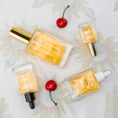 15ml 30ml 50ml 100mlの血清の点滴器のびんオイルの包装のガラス正方形の形