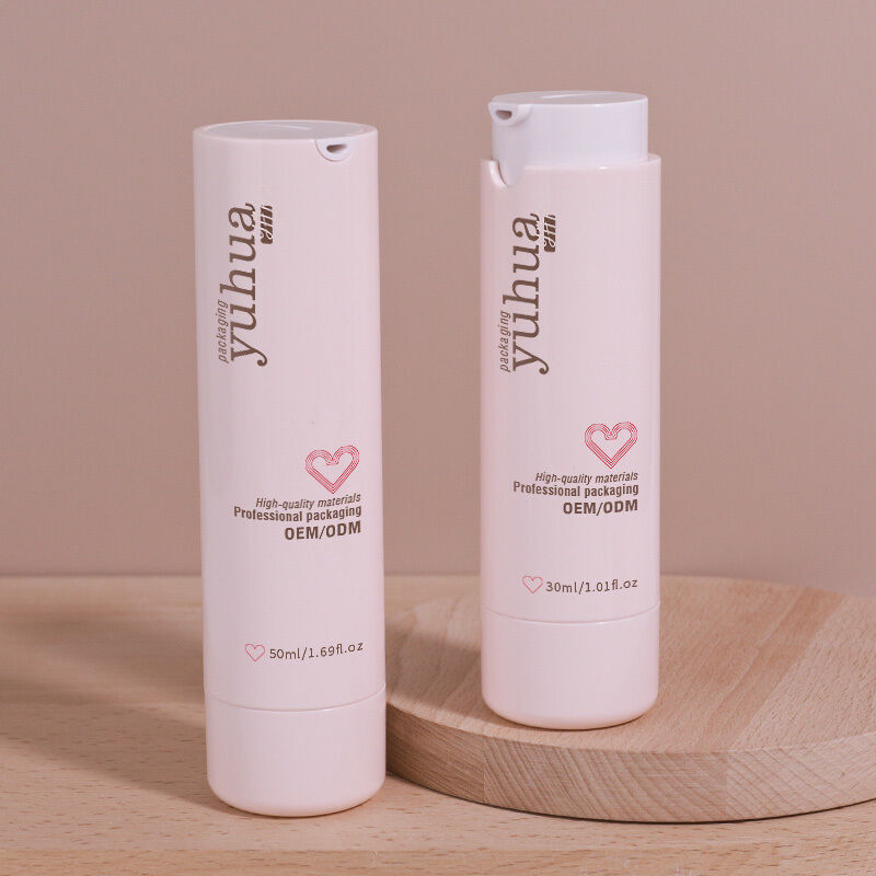 耐久性のあるプラスチックローションボトル 空気のないポンプとカスタマイズされたデザイン 化粧品の包装と液体製品の保管に最適